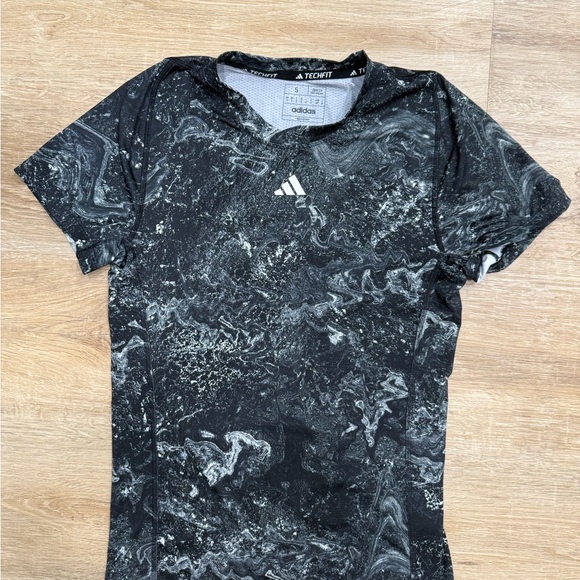Adidas Monochrome Marble Techfit Tee - Picture 1 of 3